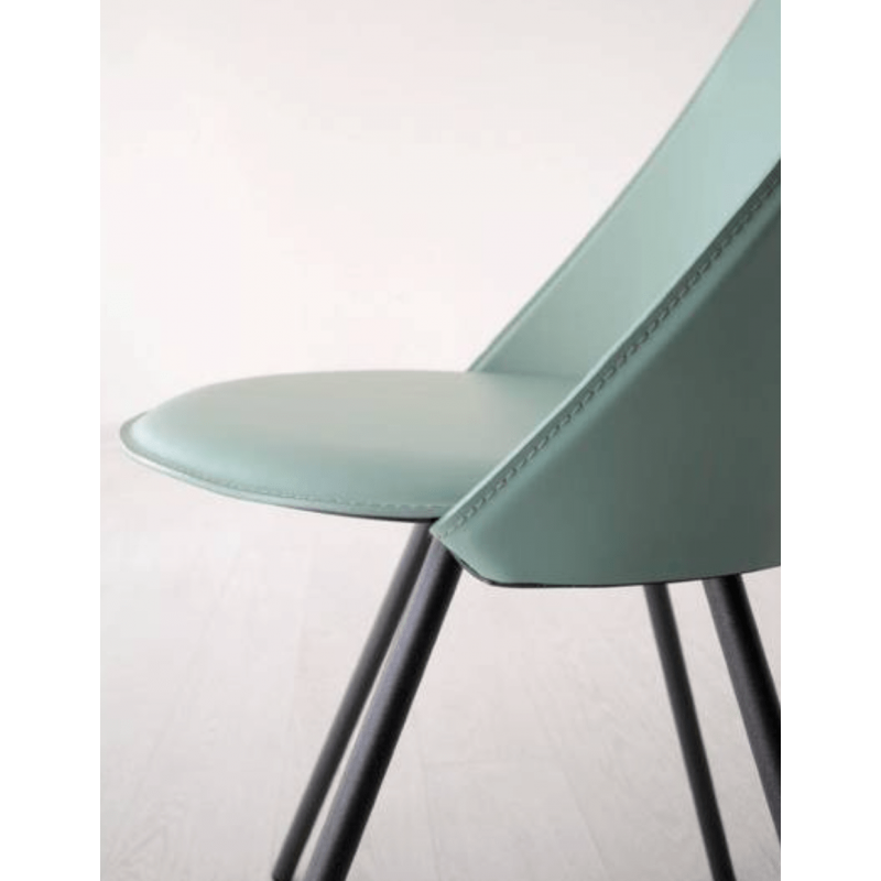 CHAISE RONDE MODERNE EN CUIR VÉRITABLE ITALIEN AMIKA airnova