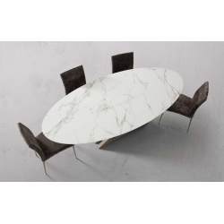 TABLE EN DEKTON OVALE PIEDS CENTRAL MOON