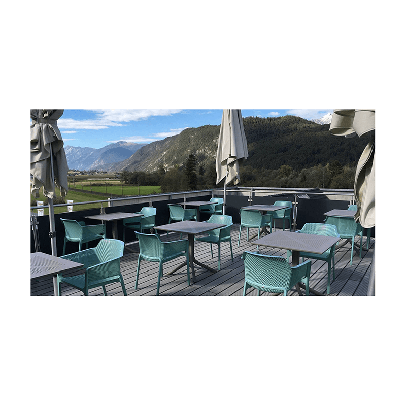 TABLE BISTROT CARRÉE PIEDS CENTRALE EXTÉRIEUR CLIP