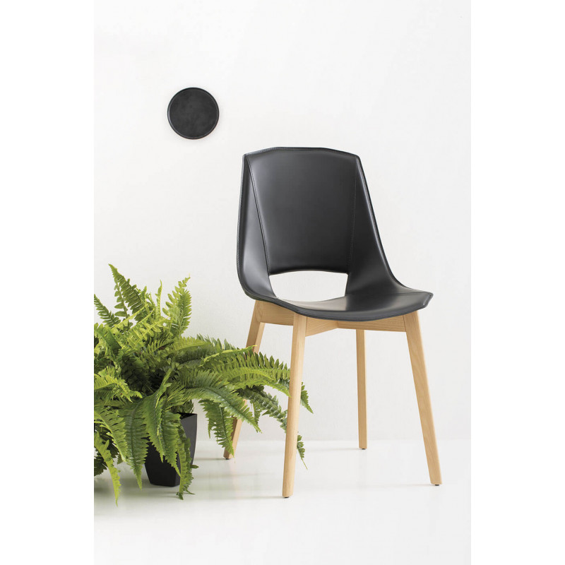 CHAISE SCANDINAVE CUIR ET BOIS EVA 5