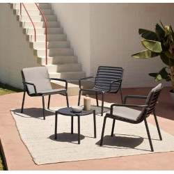 ENSEMBLE DE TERRASSE FAUTEUIL BAS ET TABLE BASSE DOGA