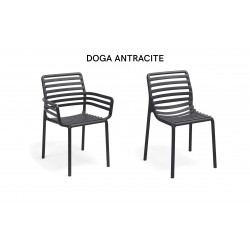 ENSEMBLE TABLES ET CHAISES DE JARDIN TEVERE ET DOGA