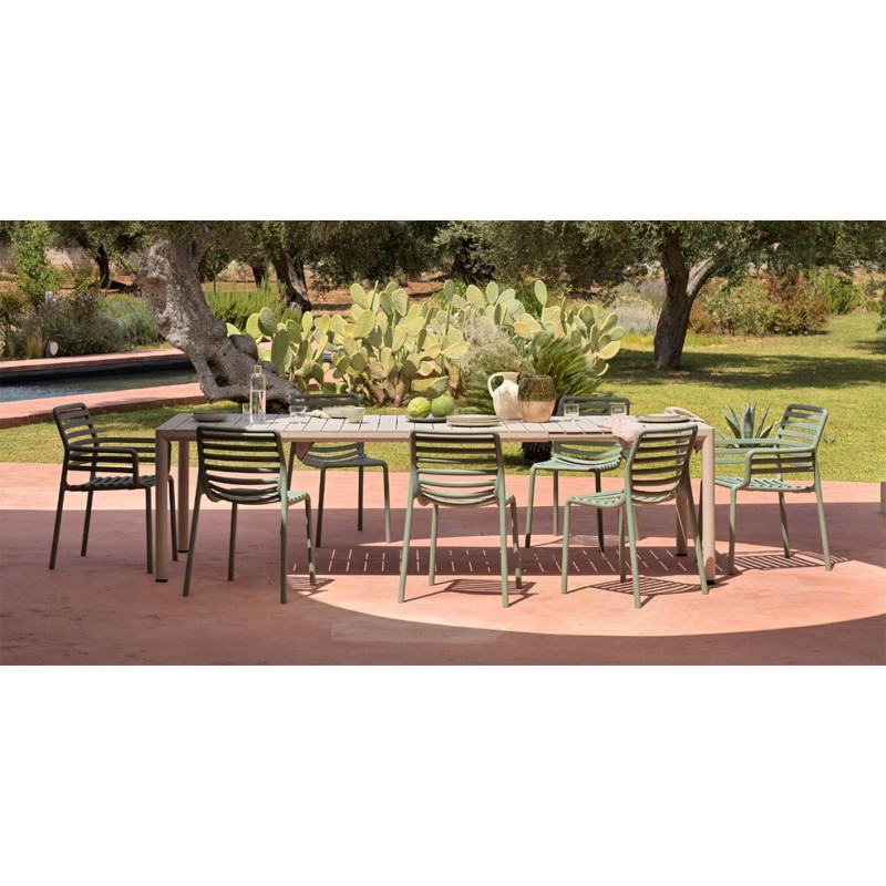 ENSEMBLE TABLES ET CHAISES DE JARDIN TEVERE ET DOGA