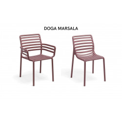 ENSEMBLE DE TERRASSE TABLE RIO ET CHAISES DOGA