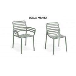 ENSEMBLE DE TERRASSE TABLE RIO ET CHAISES DOGA