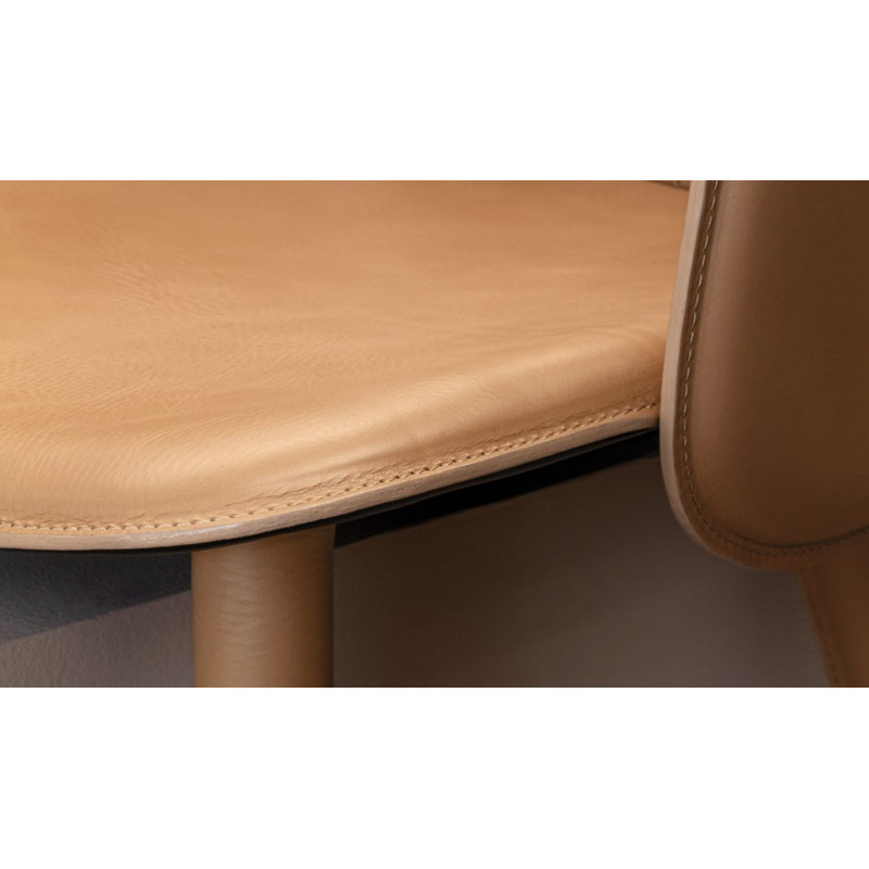 FAUTEUIL ROND EN CUIR ITALIEN CONTEMPORAIN BELT