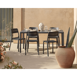 ENSEMBLE CASSIS - PETITE TABLE ET CHAISES DE TERRASSE