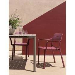 ENSEMBLE RAMATUELLE - TABLE EXTENSIBLE ET FAUTEUILS D'EXTÉRIEUR