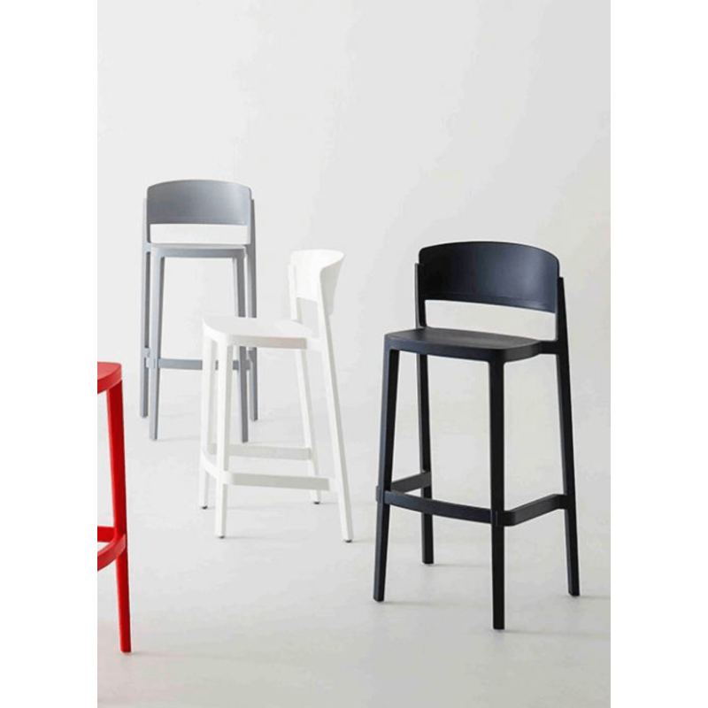 TABOURET D'ILOT OU BAR ABUELA EN POLYPROPYLÈNE