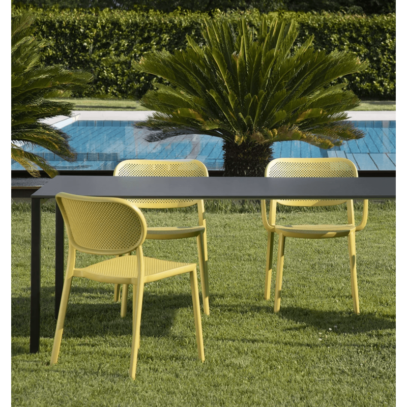 CHAISE RETRO EN POLYPROPYLÈNE NUTA