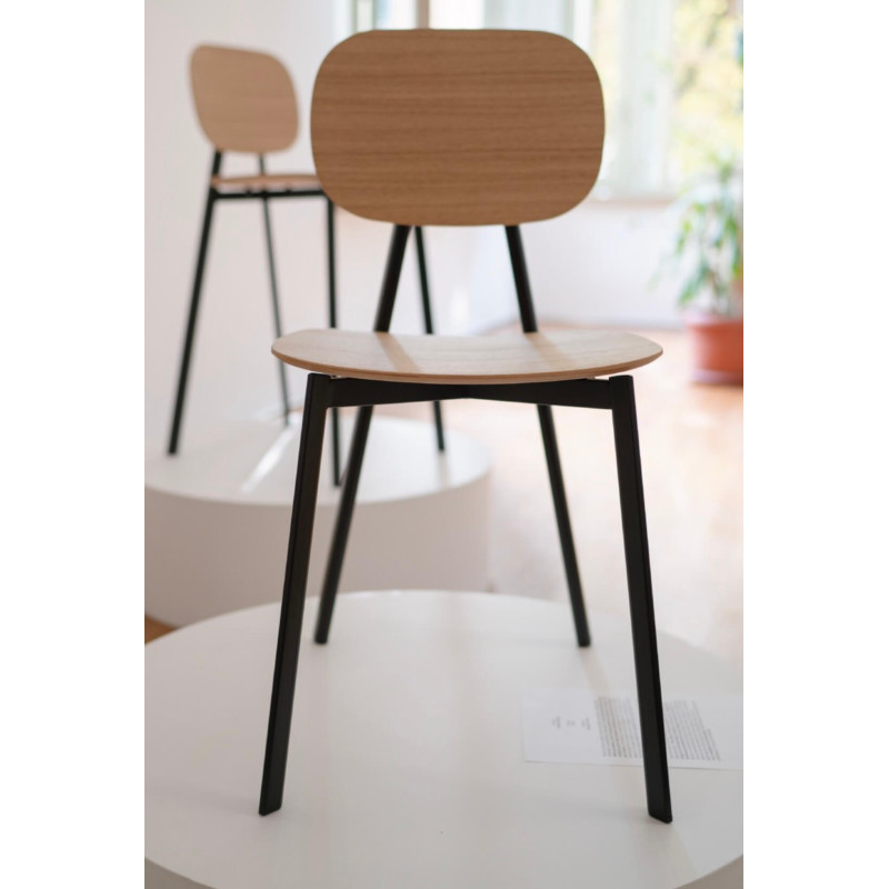 CHAISE CONTEMPORAINE EN BOIS ET MÉTAL TATA