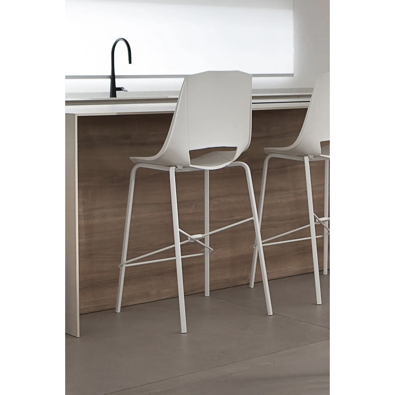 TABOURET SNACK SCANDINAVE EN POLYPROPYLÈNE EVA6