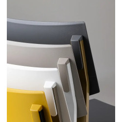 CHAISE MODERNE EN POLYPROPYLÈNE BEBA YOUNG