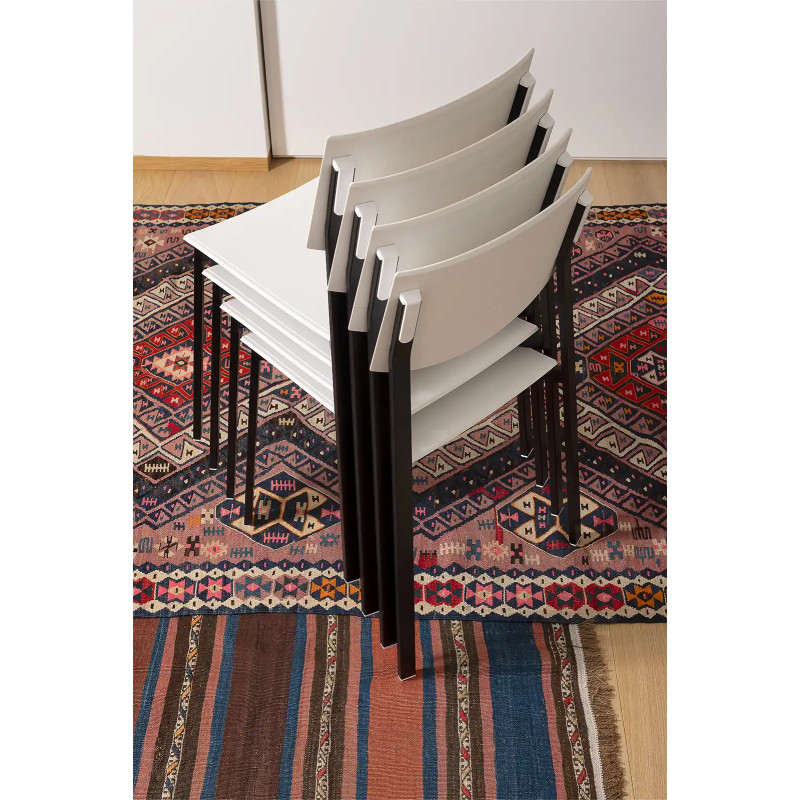 CHAISE MODERNE EN POLYPROPYLÈNE BEBA YOUNG