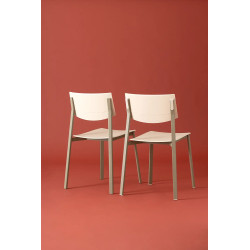 CHAISE MODERNE EN POLYPROPYLÈNE BEBA YOUNG