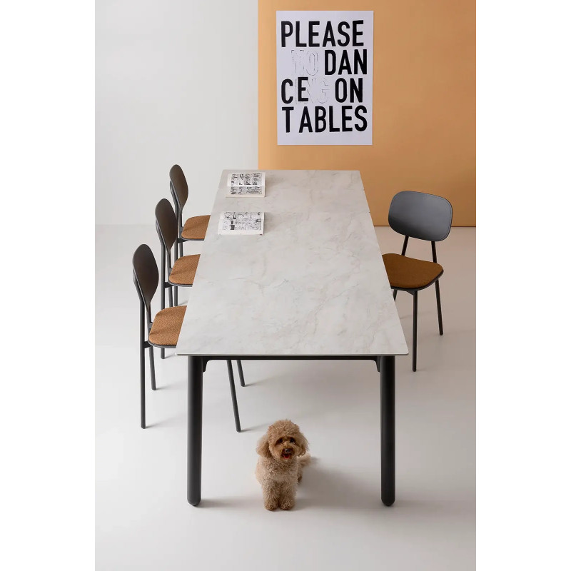 CHAISE TATA YOUNG ASSISE GARNIE CONTEMPORAINE