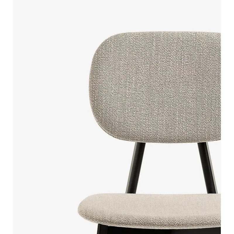 CHAISE VINTAGE EN TISSU TATA