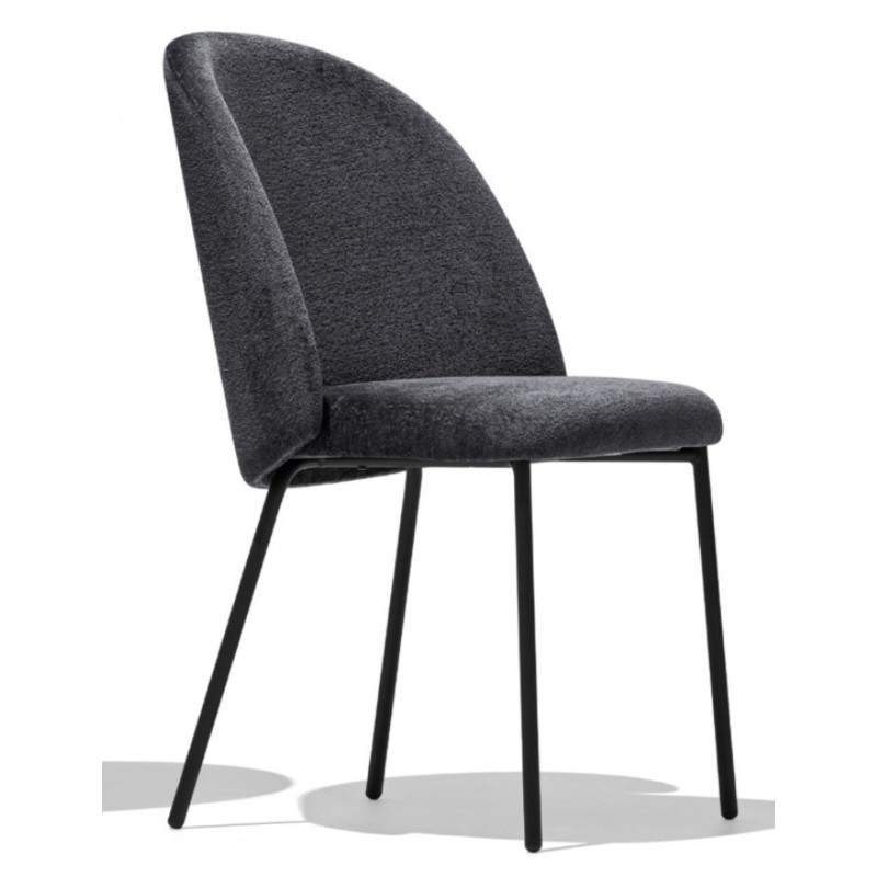 CHAISE COSY TUKA EN TISSU SHERPA PIEDS METAL CONTEMPORAINE
