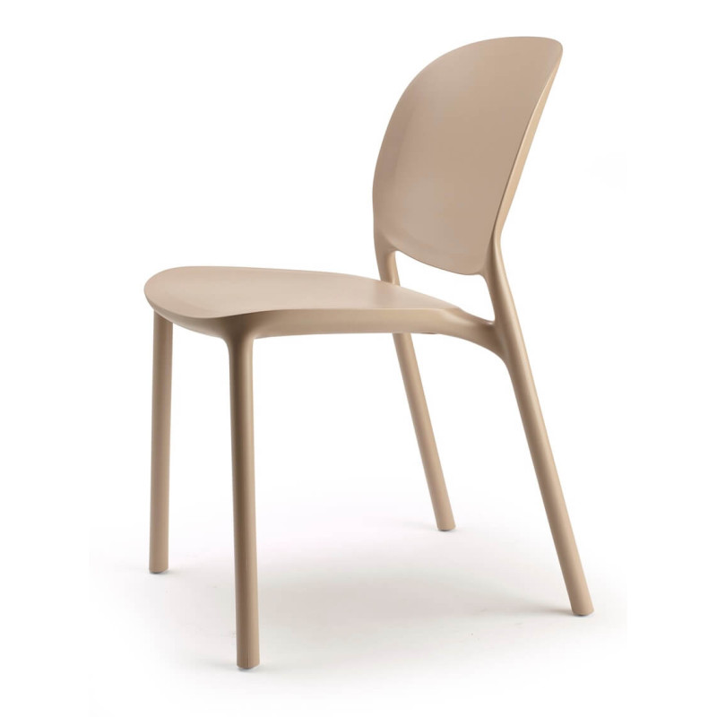 CHAISE MODERNE EN POLYPROPYLÈNE HUG