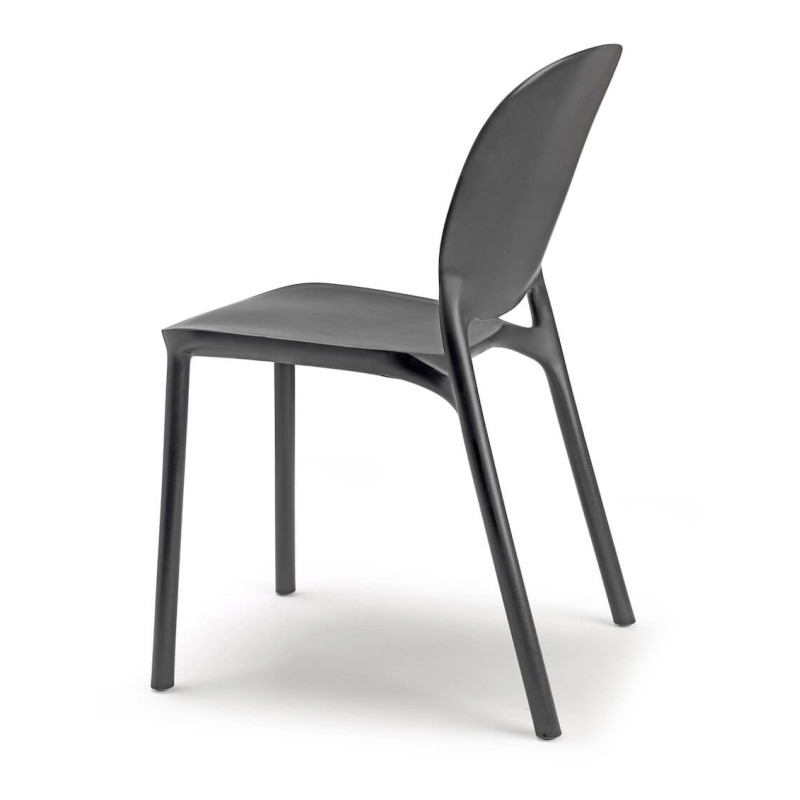 CHAISE MODERNE EN POLYPROPYLÈNE HUG