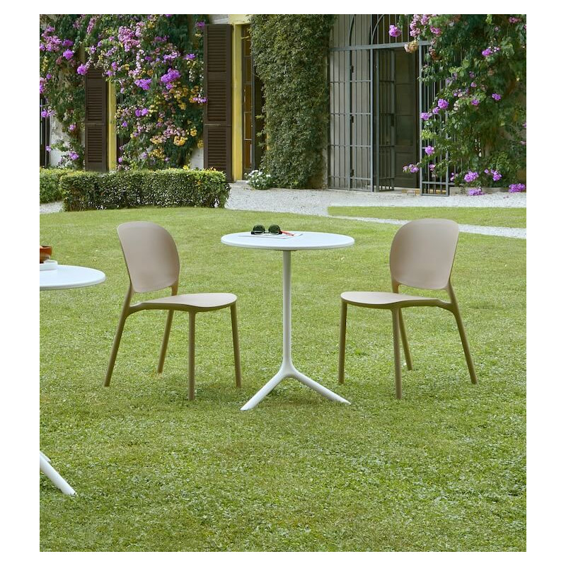 CHAISE MODERNE EN POLYPROPYLÈNE HUG