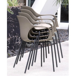 CHAISE ACCOUDOIRS POLYPROPYLÈNE ET PIEDS MÉTAL OPS!